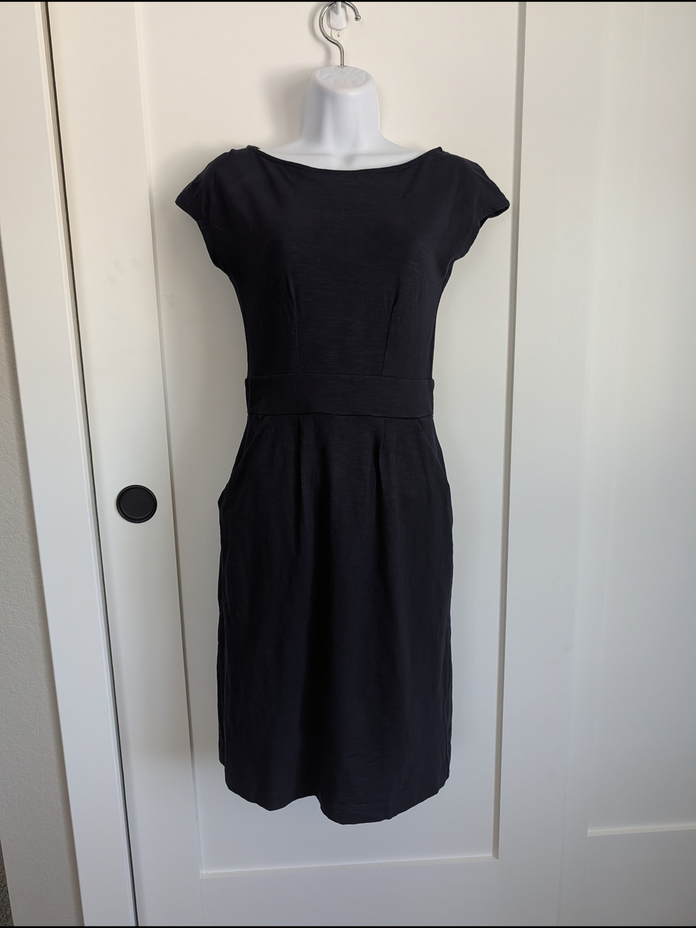 Boden Navy Blue Cap-Sleeve Midi Dress with Waistband